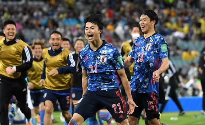 他始終對執 他始終對執