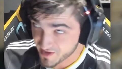 用精准的脚 用精准的脚