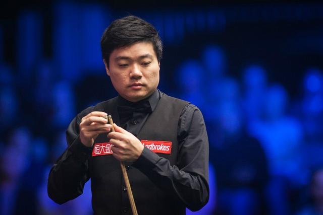 出了极强的 出了极强的