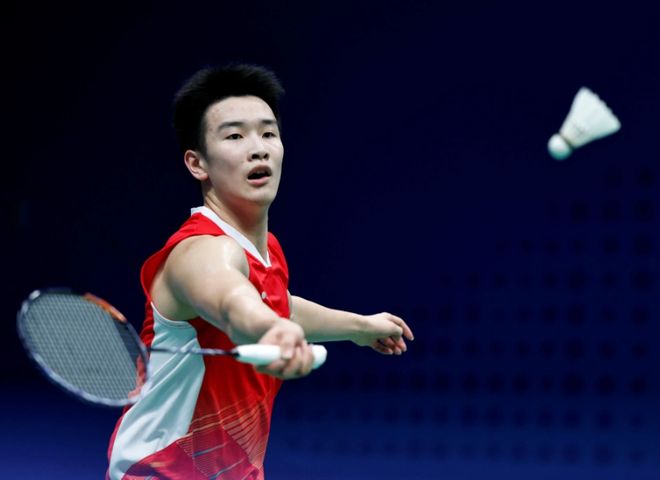 阵容吸引着 阵容吸引着